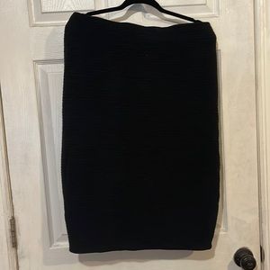 Black stretchy pencil skirt